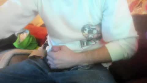 Snapshot of deeznutz343 chatting on 06-23-26, 04:32 Deez Nutz online show from 06-23-26, 04:32