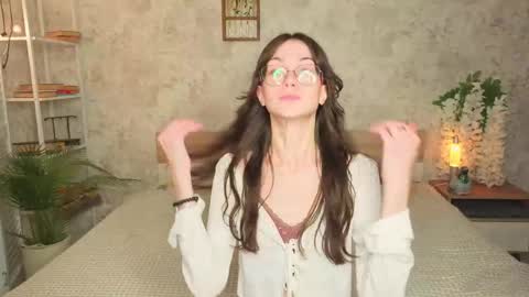 Amy online show from 10-12-25, 07:24