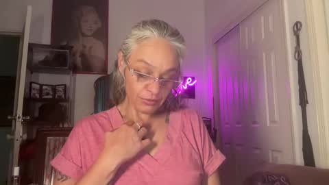 Snapshot of degeneratesaint chatting on 10-14-25, 02:56 Tori online show from 10-14-25, 02:56