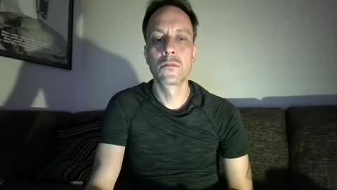 Snapshot of degrandis chatting on 05-10-26, 08:36 Luka Magic online show from 05-10-26, 08:36