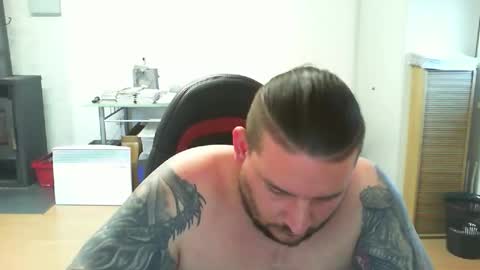 deinspielzeug87 online show from 11-18-25, 02:43