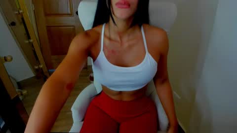 deisymadrid online show from 01-14-25, 06:49