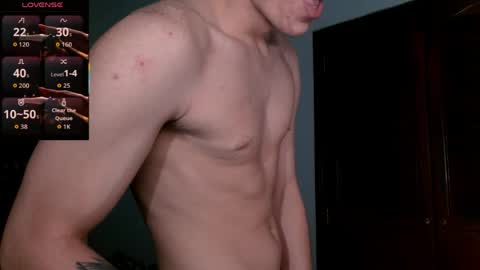 Snapshot of deividcloud36 chatting on 05-23-26, 12:27 Dabi online show from 05-23-26, 12:27