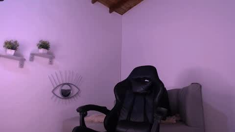  DEIVY  online show from 02-13-25, 11:50