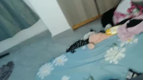 Snapshot of dela141713 chatting on 02-20-25, 10:37 dela141713 online show from 02-20-25, 10:37