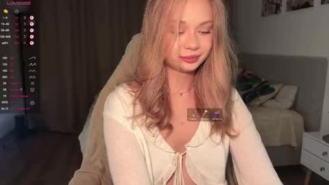 Dia online show from 11-20-25, 07:13