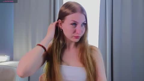 Jennyblonde and Violetredhead online show from 06-04-26, 04:51