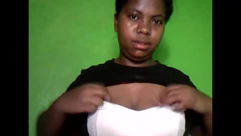 deliah712909 online show from 03-09-25, 03:22