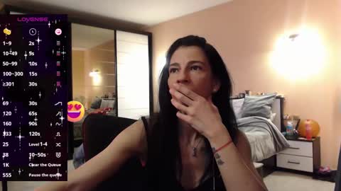 Nicole online show from 03-06-25, 09:25