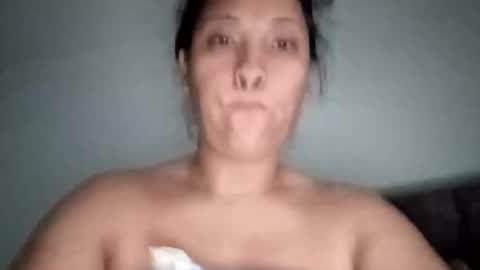 Snapshot of delicious_sarah07 chatting on 06-10-26, 11:53 Sarah online show from 06-10-26, 11:53