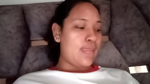 Snapshot of delicious_sarah07 chatting on 06-18-26, 06:34 Sarah online show from 06-18-26, 06:34