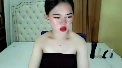 Sophie online show from 07-08-26, 02:05