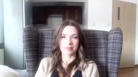 Aurora online show from 03-04-25, 10:46