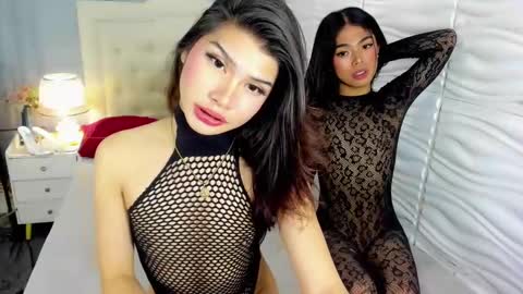 Snapshot of delightfulasianhugecock chatting on 02-12-25, 12:33 delightfulasianhugecock online show from 02-12-25, 12:33