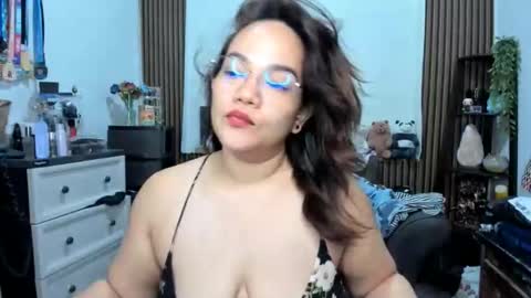 delightfulcurvy online show from 03-06-26, 11:45