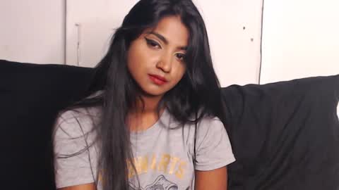 Snapshot of delilah_blazee chatting on 02-18-25, 04:26 Delilah Blaze online show from 02-18-25, 04:26