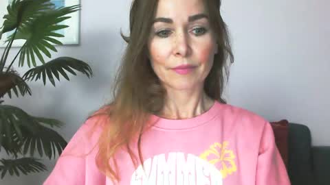Snapshot of delilah_sweet chatting on 06-22-26, 02:58 delilah_sweet online show from 06-22-26, 02:58