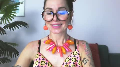 Snapshot of delilah_sweet chatting on 06-24-26, 03:55 delilah_sweet online show from 06-24-26, 03:55