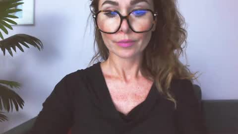Snapshot of delilah_sweet chatting on 07-06-26, 03:14 delilah_sweet online show from 07-06-26, 03:14
