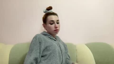 Delivery      online show from 02-06-25, 05:35