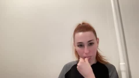 Delivery      online show from 02-18-25, 01:43