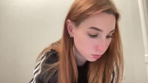 Delivery      online show from 03-12-25, 07:17