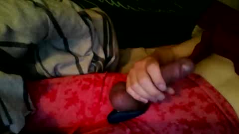 Snapshot of dell_944 chatting on 04-13-26, 05:07 dell_944 online show from 04-13-26, 05:07