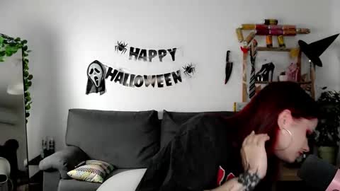 dellacrush_ online show from 10-20-25, 04:40