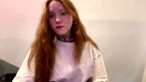 Snapshot of dellastraley chatting on 07-13-26, 11:35 Aneka online show from 07-13-26, 11:35