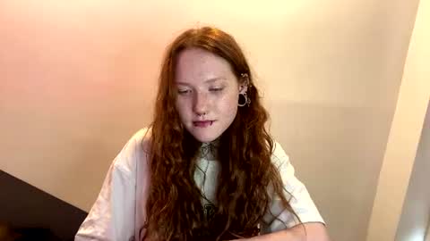 Snapshot of dellastraley chatting on 07-18-26, 11:03 Aneka online show from 07-18-26, 11:03