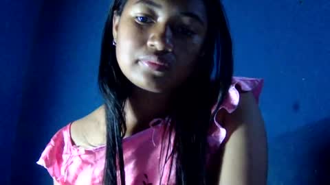 Snapshot of delorahoneyy chatting on 07-18-26, 05:06 Angels online show from 07-18-26, 05:06