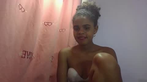 delphine online show from 04-08-26, 05:29