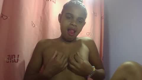 delphine online show from 04-11-26, 02:16