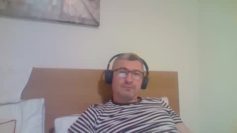 Snapshot of demarco1977 chatting on 03-23-26, 08:02 demarco1977 online show from 03-23-26, 08:02