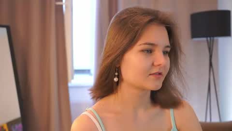 Hi my name is Sari nice to see you in my Room online show from 06-18-26, 04:13