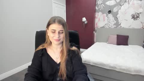 Snapshot of demmyrose chatting on 11-21-25, 08:18 DemmyRose online show from 11-21-25, 08:18