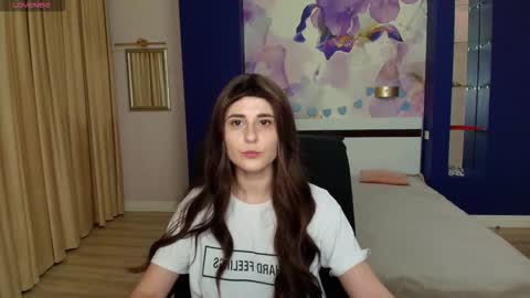 Snapshot of demmyrose chatting on 12-19-25, 08:27 DemmyRose online show from 12-19-25, 08:27