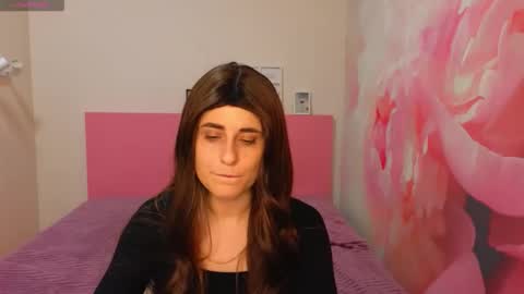 Snapshot of demmyrose chatting on 12-22-25, 07:44 DemmyRose online show from 12-22-25, 07:44