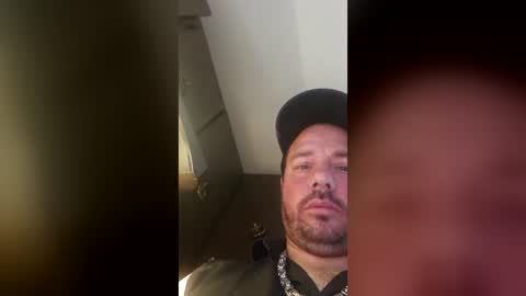 Snapshot of demolition44 chatting on 08-01-26, 10:52 demolition44 online show from 08-01-26, 10:52