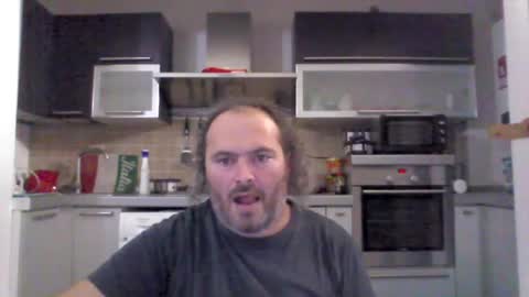 Snapshot of demon52 chatting on 12-19-24, 03:08 DEMON52 online show from 12-19-24, 03:08