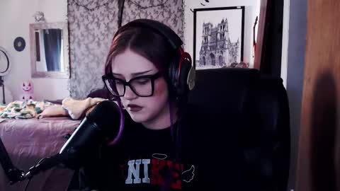 Demoness Mina online show from 11-10-25, 09:36