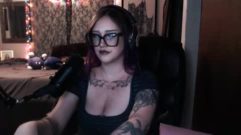 Demoness Mina online show from 11-29-25, 12:13