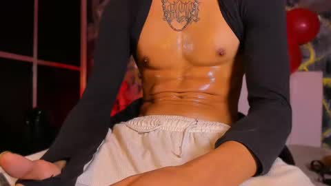 Snapshot of demonkush_ chatting on 02-16-25, 01:47 DemonKush online show from 02-16-25, 01:47