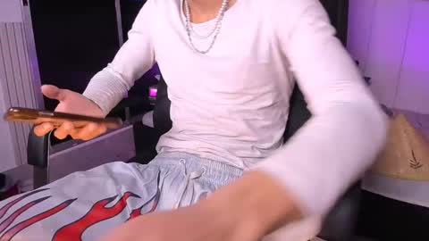 Snapshot of demonkush_ chatting on 03-02-25, 07:10 DemonKush online show from 03-02-25, 07:10