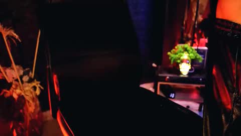 Snapshot of demonkush_ chatting on 10-14-25, 04:46 DemonKush online show from 10-14-25, 04:46