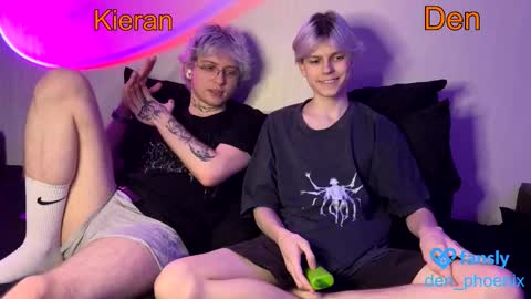 Snapshot of den_phoenix_ chatting on 02-28-26, 09:27 Den Shorty online show from 02-28-26, 09:27