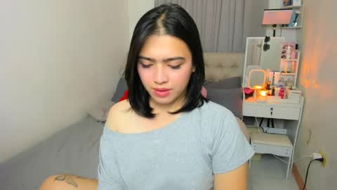 Snapshot of dencyleander chatting on 05-01-26, 05:23 Demi online show from 05-01-26, 05:23