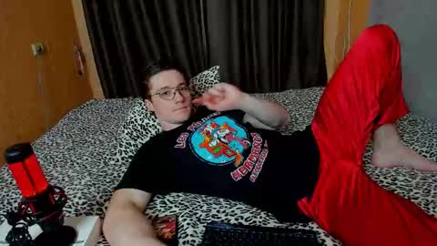 Snapshot of deni_boy99 chatting on 03-19-26, 07:51 Deni online show from 03-19-26, 07:51