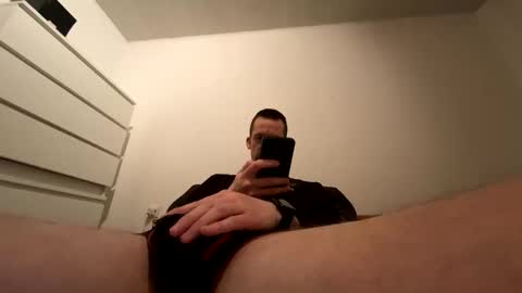 Snapshot of denis19872 chatting on 02-11-26, 10:37 denis19872 online show from 02-11-26, 10:37