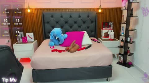 D E N I S  online show from 04-18-26, 07:29